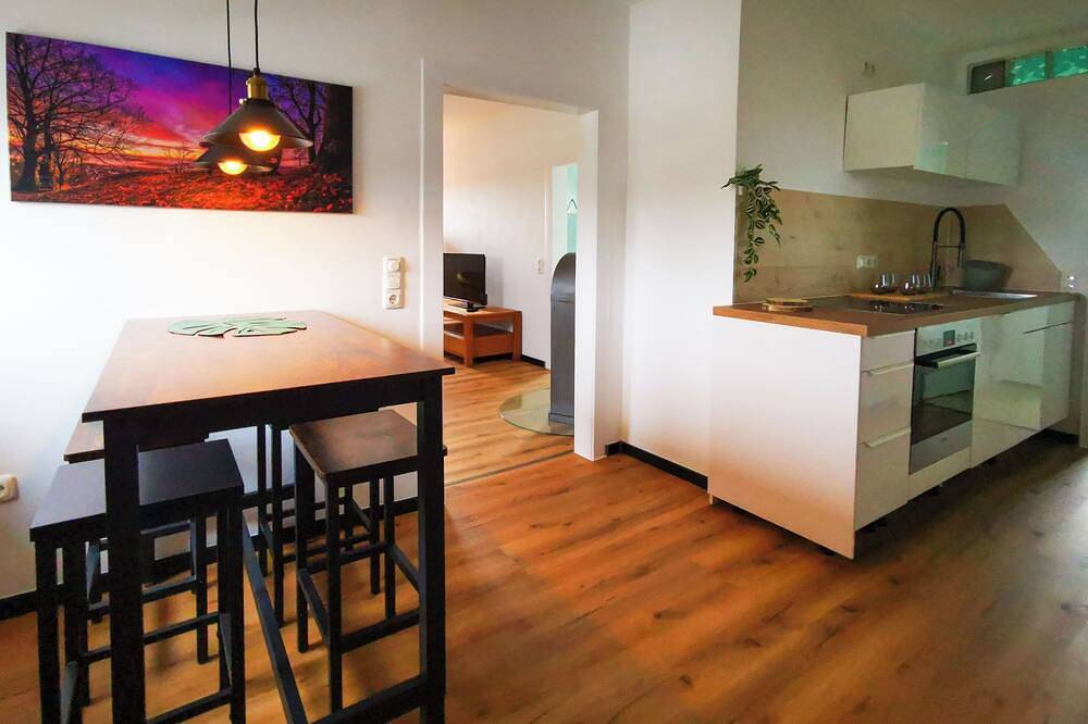 Ganze Wohnung, Neu Apartment Blumenstraße in Korbach in Korbach, Waldecker Land