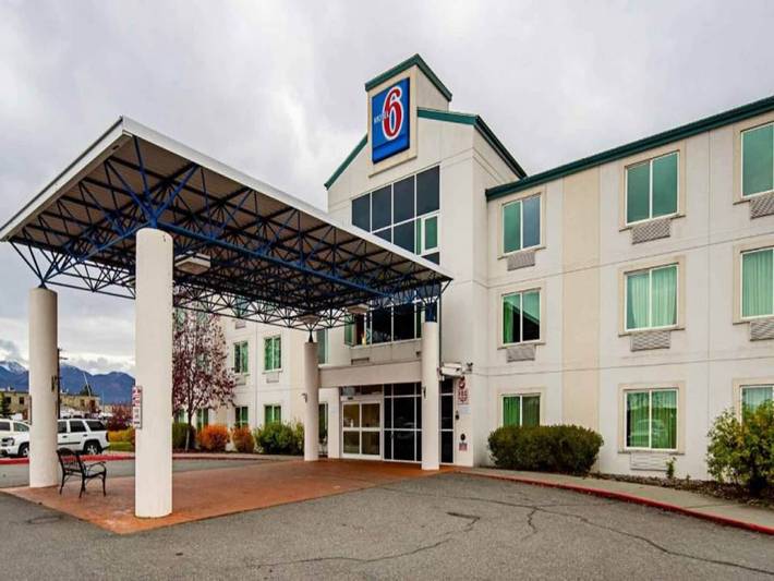 Ganze Wohnung, 1 Kingsize-Bett | Barrierefrei | Dusche | Nsmk in Anchorage, Alaska