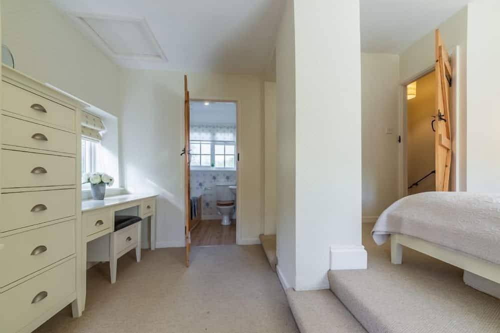 Columbine Cottage, Holme-next-the-Sea, Norfolk in Holme-next-the-Sea, Norfolk Coast
