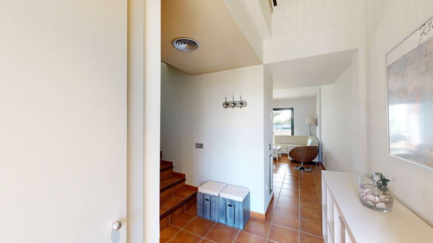 Location de vacances pour 6 personnes, avec bassin pour enfant ainsi que jardin et terrasse, adapté aux familles à El Perelló - 2