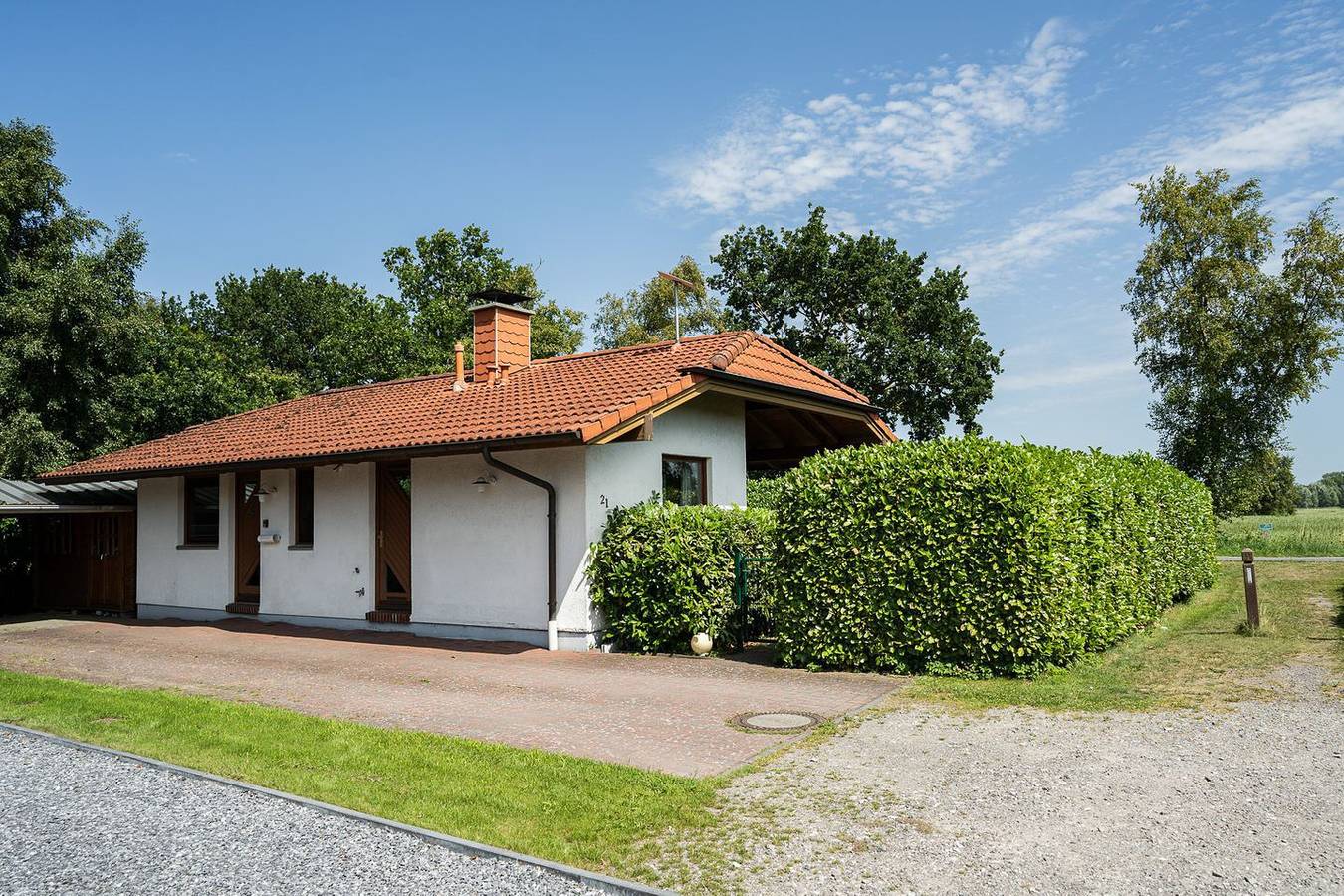 Haus Vier-Pfoten – Ferienhaus an der Nordsee mit eingezäunten Garten in Sehestedt (Jade), Jade