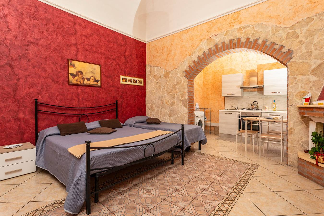 Apartamento entero, Apartamento 'Evy House - Catania Marina' con vistas al mar, Wi-Fi y aire acondicionado in Catania, Provincia de Catania