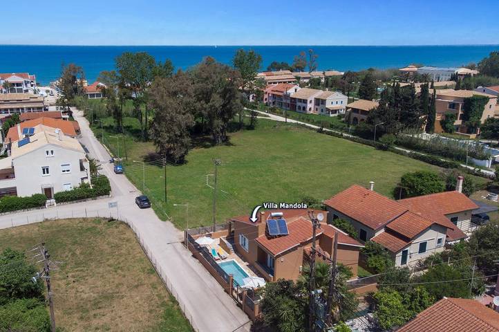 Location de vacances pour 6 personnes, avec jardin dans Acharavi - 2