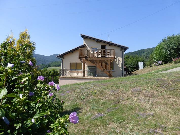 Gîte pour 4 personnes, avec jardin