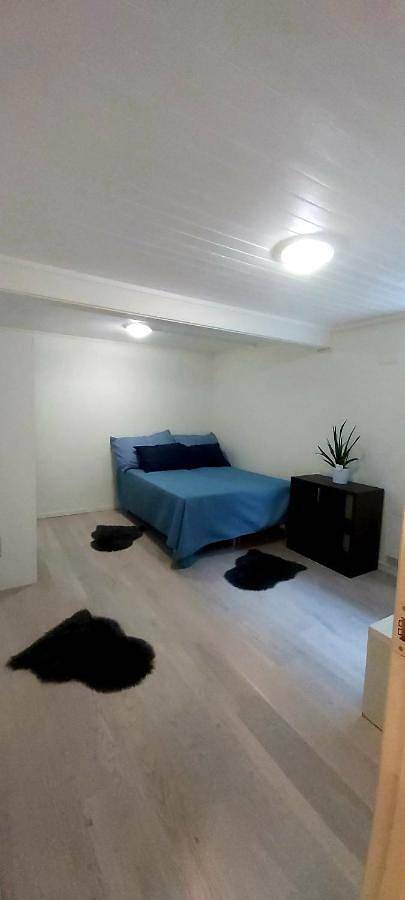 Double Room with Shared Bathroom in Kvaløya, Tromsø