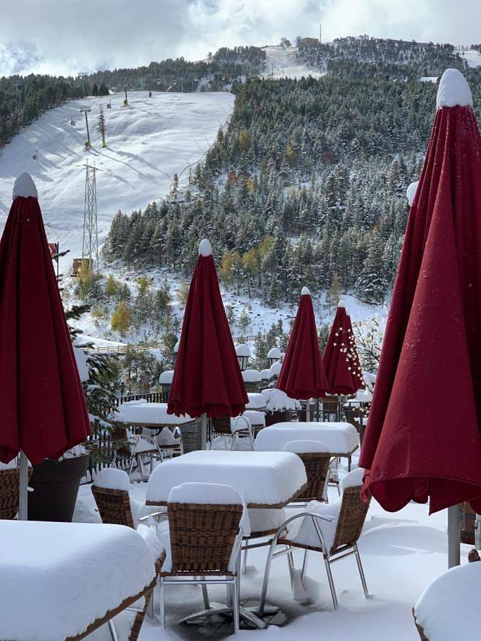 Hôtel pour 3 personnes, avec terrasse et vue, animaux acceptés