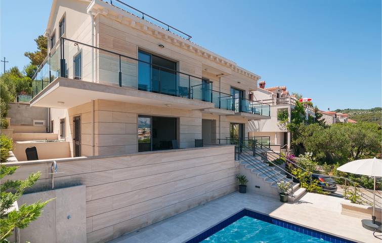 Ferienwohnung für 3 Personen, mit Pool und Terrasse auf Brac - 2