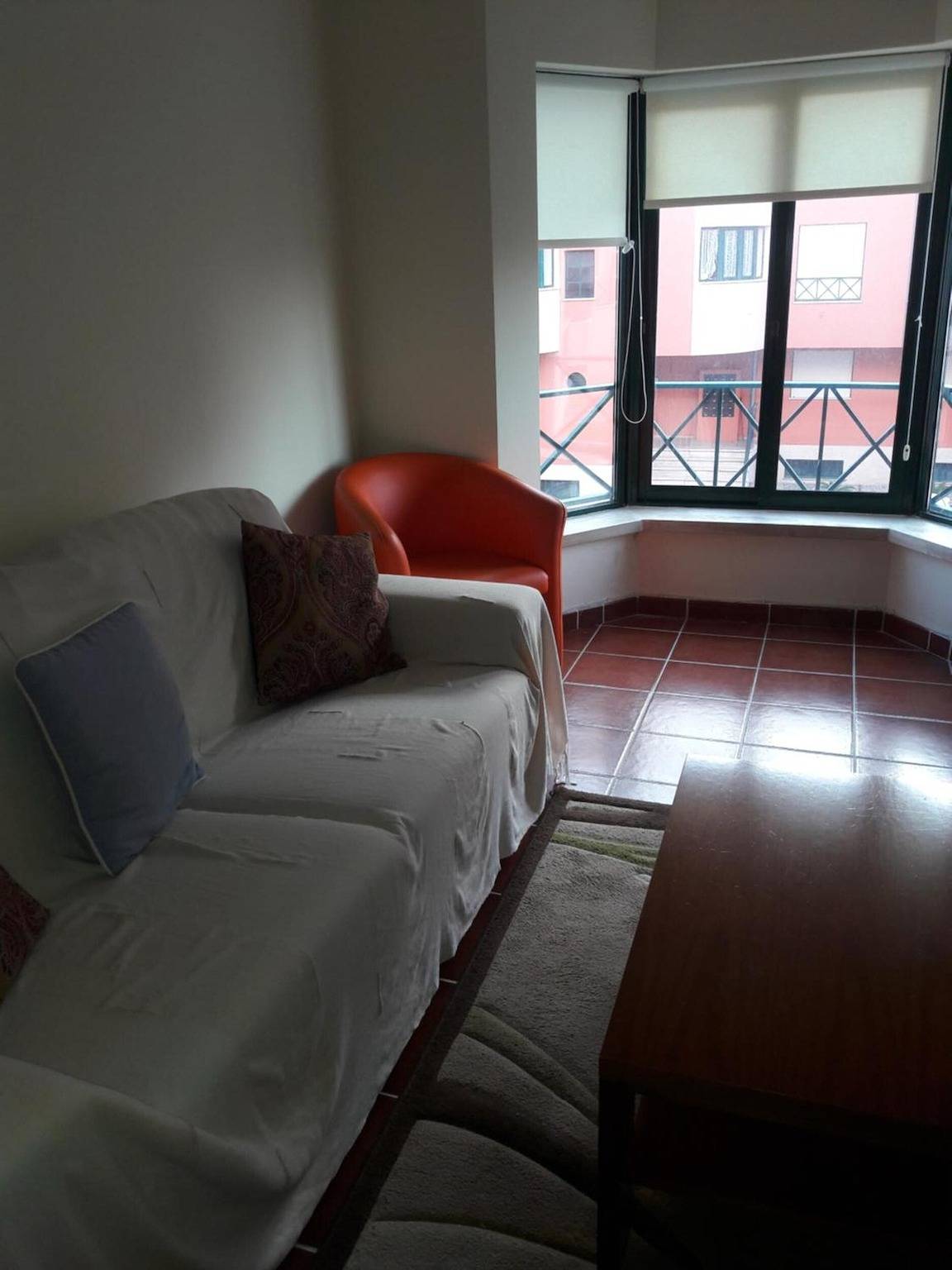 Apartamento inteiro, Apartamento 'Estrela Do Mar' com Varanda e Wi-Fi in Consolação, Peniche