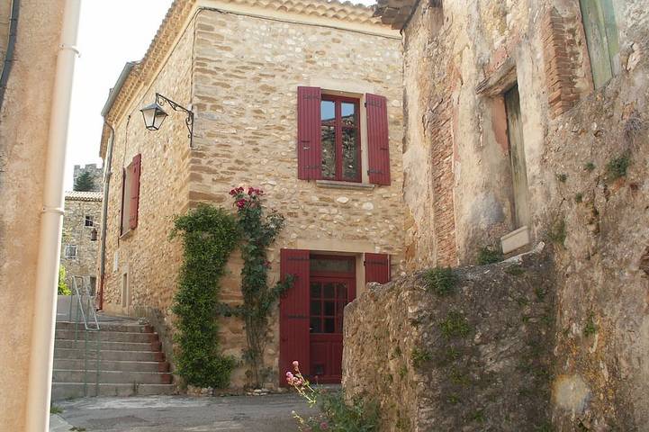 Location de vacances pour 4 personnes, avec Terrasse à Villedieu