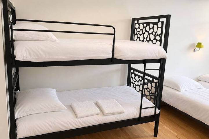 Appartement entier, Appartement 40 m2, 1 ch, 6 pers, WIFI in Villeurbanne, Lyon et ses environs