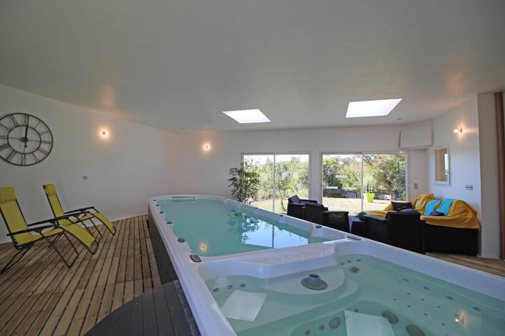 Gîte für 8 Personen, mit Terrasse und Pool sowie Whirlpool und Garten in Frankreich - 2