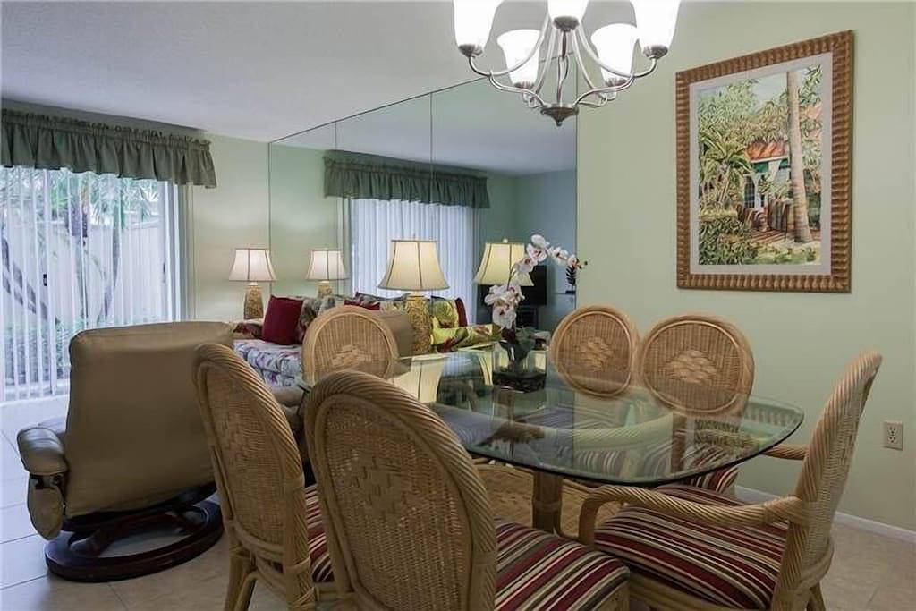 Ganze Wohnung, Einheit 354 - 2 Schlafzimmer 2 Badezimmer Bay Side Interior Condominium in Siesta Key Beach, Siesta Key