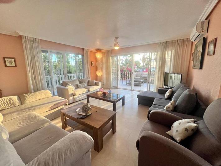 Casa rural para 10 personas, con vistas y jardín, Se admiten mascotas en La Azohía