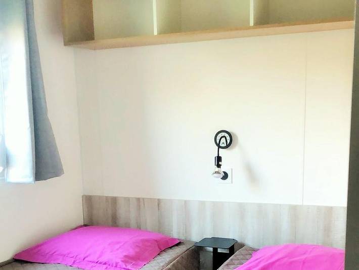 Flower Camping de La Grande Lande - Mobilhome 6 personnes - Premium - Tv - 2 salle de bains - 3 chambres in Moëlan-sur-Mer, Région de Quimper