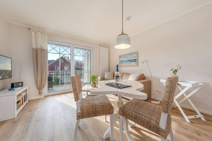 Ferienwohnung für 2 Personen, mit Balkon in Prerow - 2