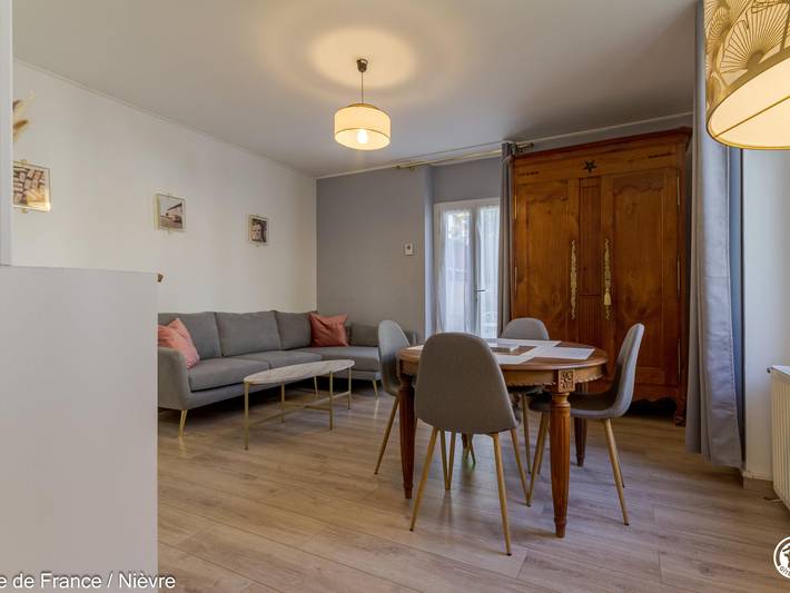 Gemütliches Chalet mit privatem Garten, Haustiere erlaubt, in der Nähe von Weinbergen und Schlössern in Cosne-Cours-sur-Loire, Loire-Tal