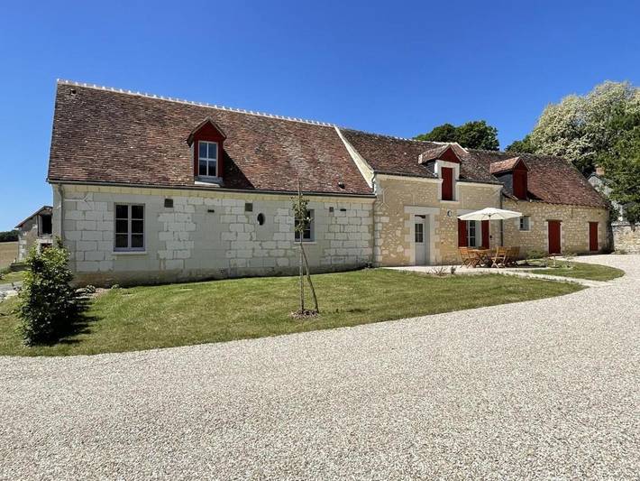 Gîte pour 6 personnes, avec jardin et terrasse à Perrusson