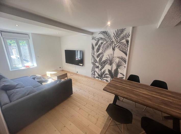 Gîte pour 8 personnes, avec terrasse à Serdinya