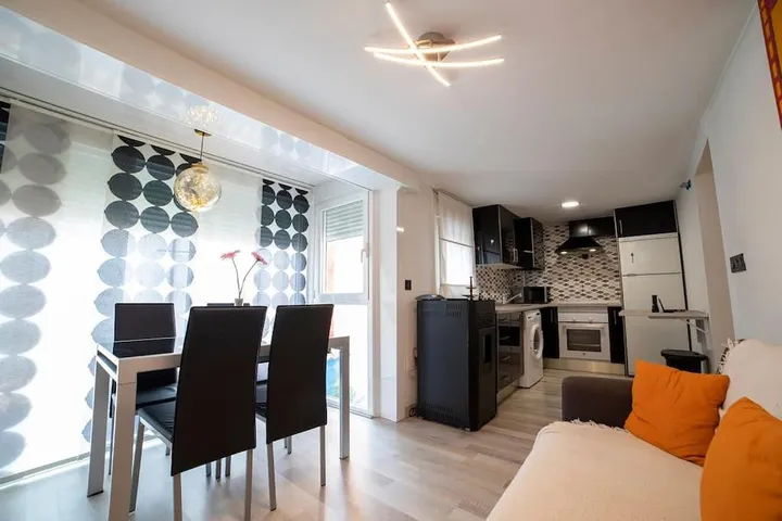 Ferienwohnung für 4 Personen, mit Balkon - 1