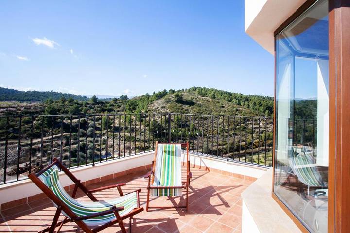 Casa de vacaciones para 7 personas, con vistas y terraza en Alt Palància - 2