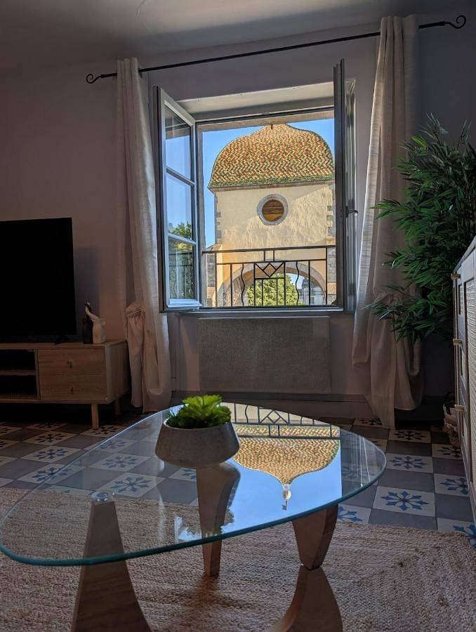 Appartement entier, T2 tout confort, cité, parking in Carcassonne, Région de Carcassonne