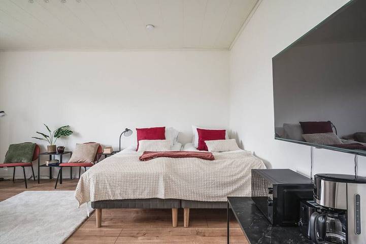 Ganze Wohnung, Cozy & Bright Studio in Peaceful Horndal in Dalarna