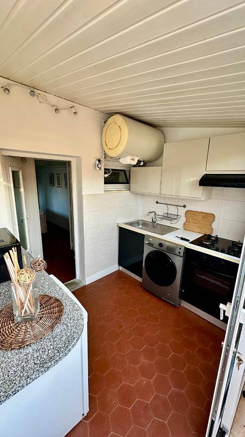 Gîte pour 2 personnes, avec terrasse, animaux acceptés à Châteauneuf-de-Gadagne - 2