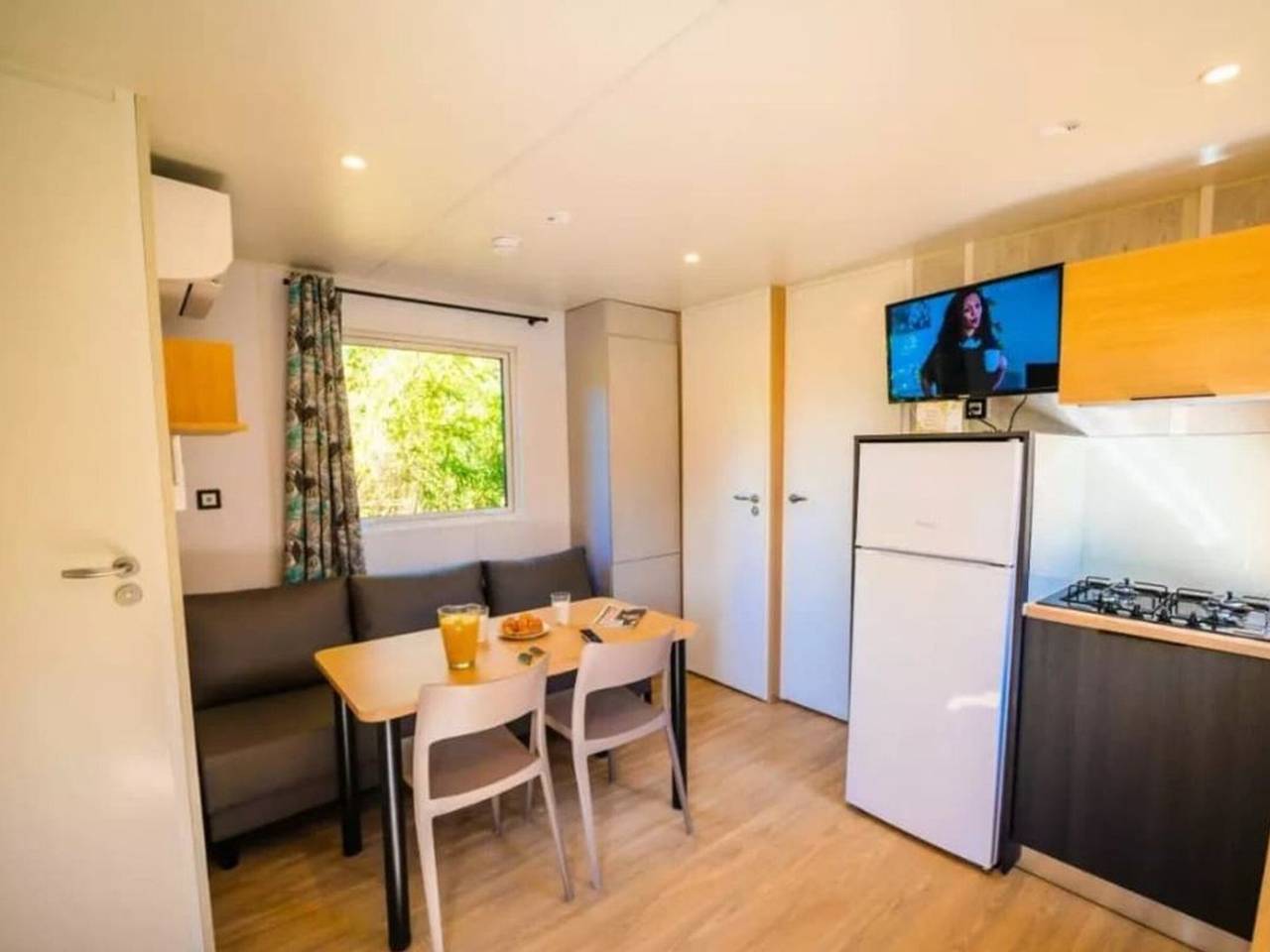 Bungalow avec clim - 6 pers. in Vic-la-Gardiole, Côte méditerranéenne (France)