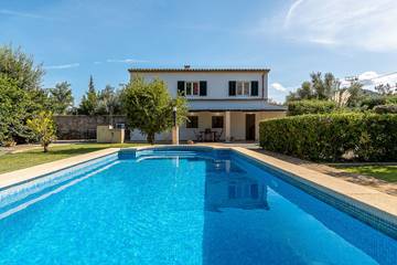 Chalet in Pollença, Serra de Tramuntana für 4 