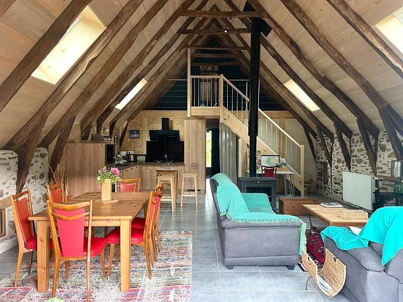 Gîte Le Couderc de Coubisou, grange rénovée in Coubisou, Parc naturel régional de l'Aubrac