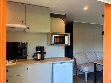 Camping für 2 Personen in Gex, Ain, Bild 4