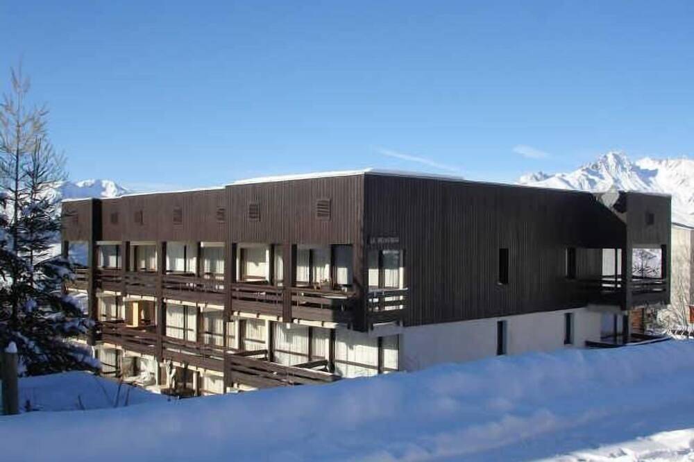 Ganze Wohnung, 130m bis zum stadtzentrum, 3te Etage, balkon, fernseher, schließfach für die skier, 30m² in Vanoise-Massiv