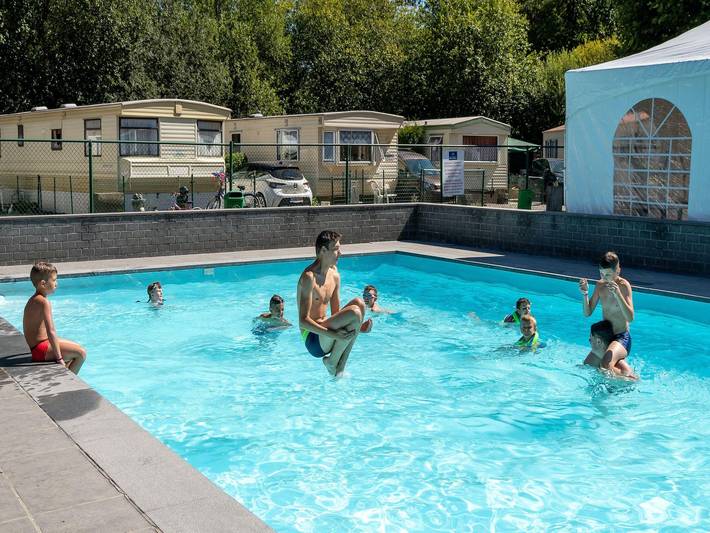 Camping für 4 Personen, mit Pool in Belgien - 2