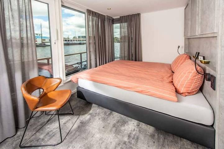 Hausboot für 6 Personen, mit Terrasse am Ijsselmeer - 2