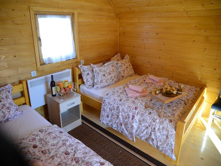 Bungalow für 3 Personen, kinderfreundlich in Montenegro