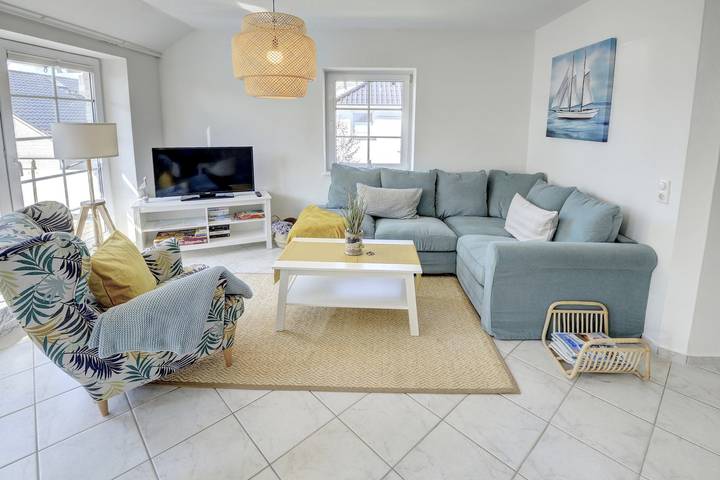 Ferienwohnung für 5 Personen, mit Balkon und Seeblick in Schausende - 3