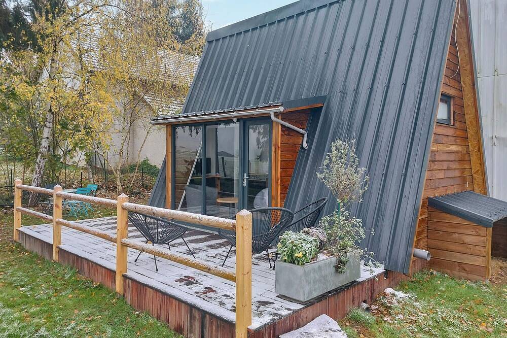 Awesome home in Herry with heated swimming pool in Herry, Région de Bourges