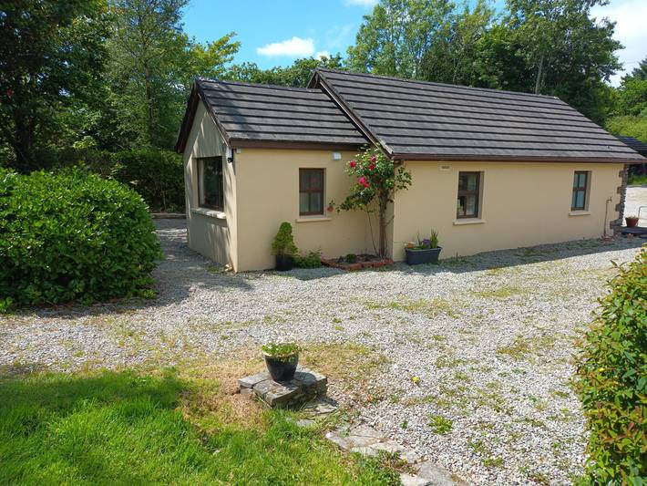 Cottage for 2 people, with Ocean view and Terrace as well as Garden in Ireland