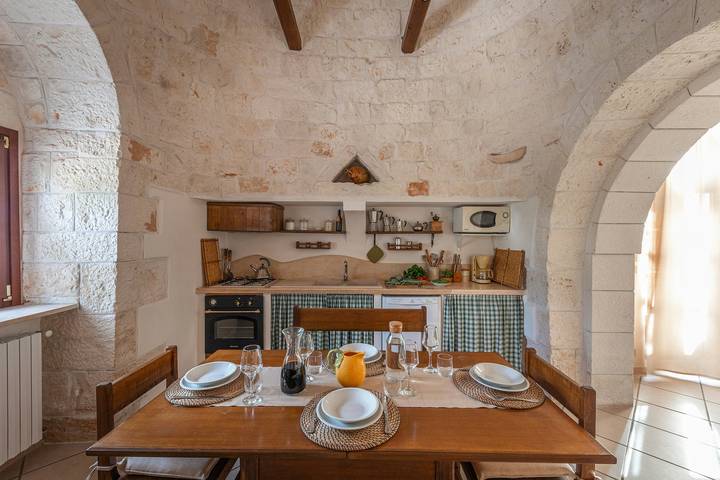 Appartamento intero, Trullo tradizionale con piscina in Ostuni, Salento