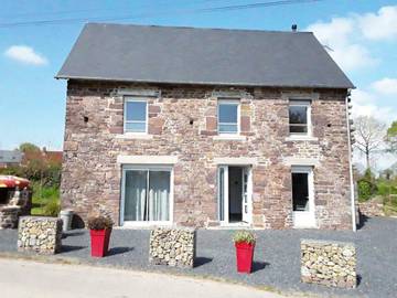 Gîte pour 6 personnes, avec terrasse à Ver (homonymie)