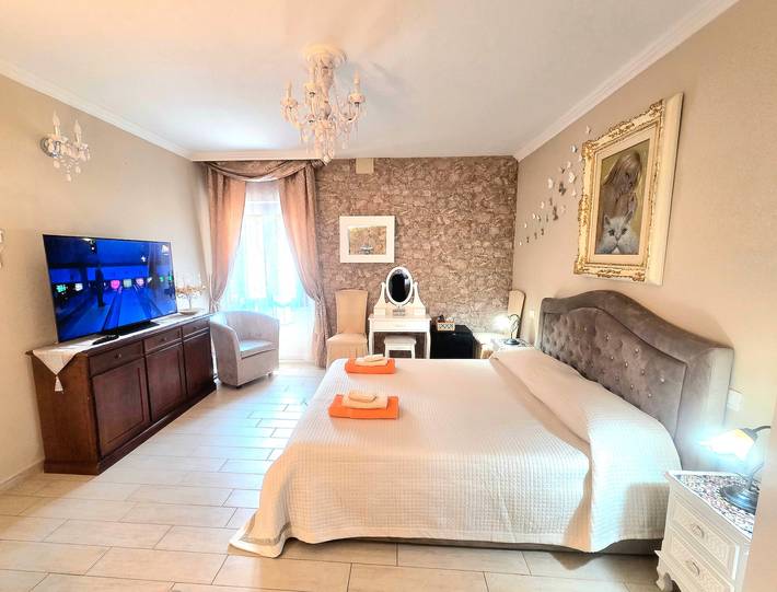 Ferienwohnung für 2 Personen, mit Garten und Whirlpool in Olbia - 3