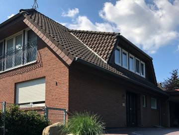 Ferienwohnung für 3 Personen, mit Terrasse und Garten, kinderfreundlich in Uplengen