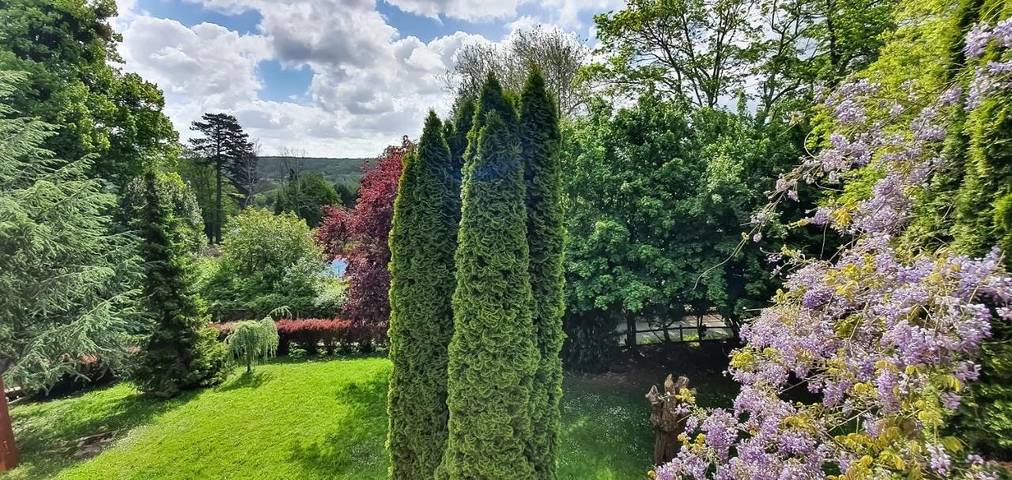 Hôtel pour 2 personnes, avec terrasse ainsi que jardin et piscine
