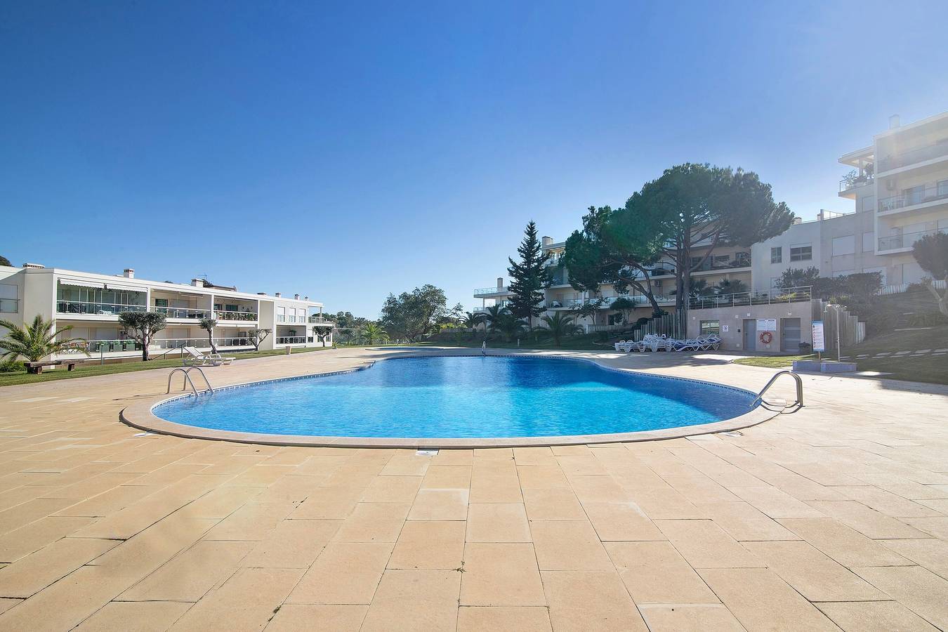 Appartamento intero, Appartamento 'Algarve Paraíso Monte Da Balaia' con vista sulle montagne, Wi-Fi e aria condizionata in Albufeira, Distretto di Faro