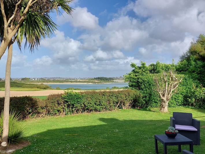 Location de vacances pour 8 personnes, avec Jacuzzi ainsi que Terrasse et Jardin à Sibiril - 3