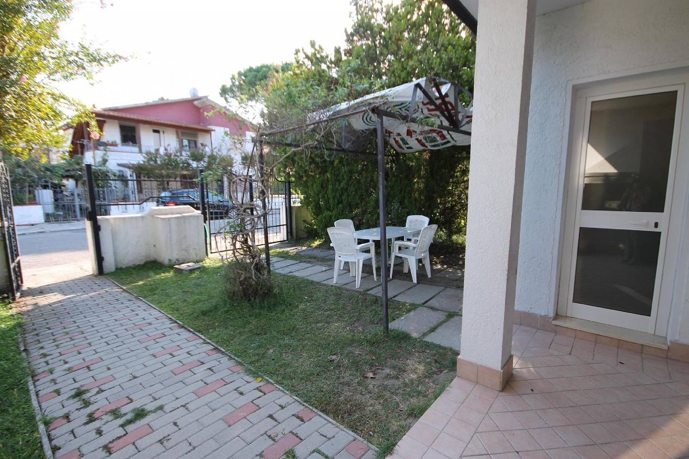 Gemütliche Hütte, Erdgeschoss, Garten und Grillplatz in Lido degli Scacchi, Ferrara Provinz