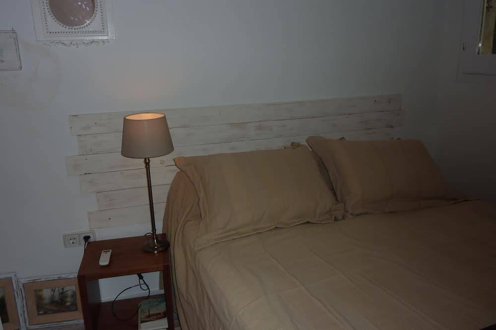 Casita blanca in the heart of Graus in Graus, Pirineos