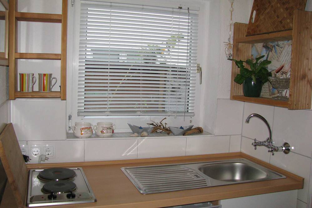 Entire apartment, Holiday Haferland (1) - Small guest house - Property 25897 in Stadtmitte Rostock, Rostock
