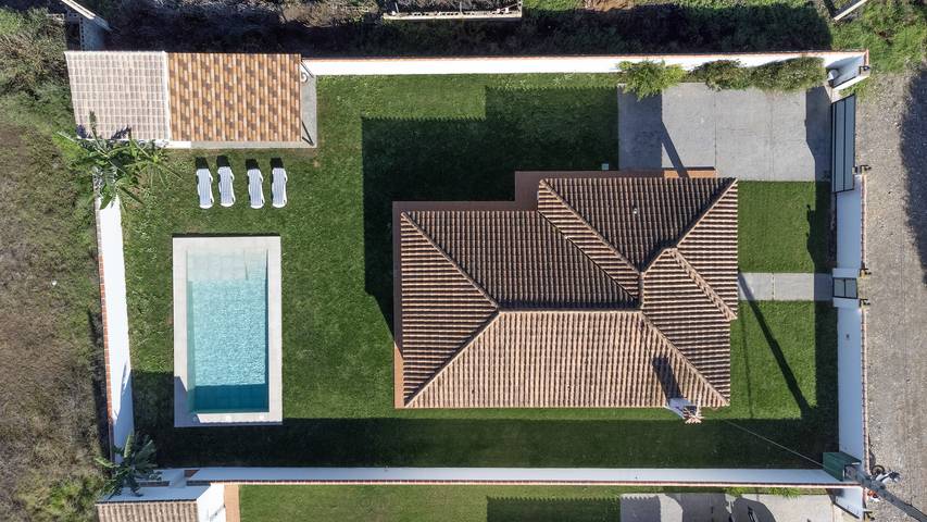 Casa vacanze 'Chalet La Barrosa' con piscina privata, Wi-Fi e aria condizionata in Playa La Barrosa, Chiclana de la Frontera