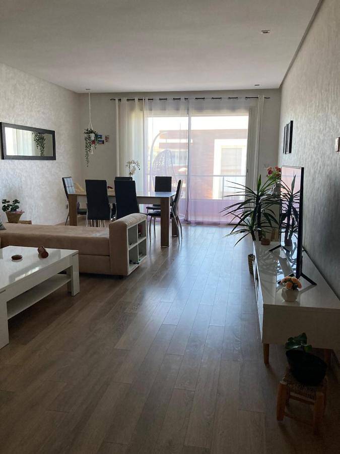 Appartement de vacances pour 4 personnes, avec jacuzzi ainsi que piscine et terrasse